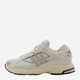 Мужские кроссовки для бега adidas Response CL GY2014 44 Светло-бежевые (4065427365015) - изображение 1