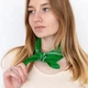 Бандана женская зеленая классическая с узором хлопковая повязка на голову и шею квадратная косынка с индийским орнаментом платок маленький из хлопка для женщин 55х55 - изображение 2
