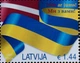 Блок поштових марок Латвії "Слава Україні! Ми з вами!" Латвія Latvijas Pasts 2022 - зображення 3