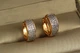 Серьги кольца Xuping Jewelry три дорожки с родием 1.5 см золотистые - изображение 1