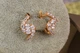 Сережки Xuping Jewelry Рівновага 1,7 см золотисті - зображення 3