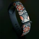 Силиконовый ремешок MRK для фитнес браслета Xiaomi Mi Band 7/6/5 черный с рисунком Вышиванка с металлической кнопкой (mrk3186) - изображение 3