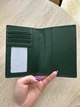 Обкладинка на паспорт із натуральної шкіри крокодила Ekzotic Leather зелена (ср 03) - зображення 3