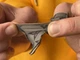 Игровые напальчники от пота для игры на телефоне Flydigi P1 Lite для сенсорного экрана телефона 1 пара + металлический бокс PUBG Mobile Call Of Duty 2 StandOFF - изображение 7