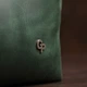 Шкіряна косметичка унісекс GRANDE PELLE 11573 зелений - зображення 7