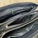Женская сумка клатч из экокожи с молнией 3 отделения черная мягкая квадратная с плечевым ремнем - изображение 8