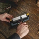 Точилка для ножів ручна Work Sharp WSBCHBSS-I Benchstone Sharpener, 320/600 grit - зображення 15