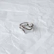 Серебряное кольцо с фианитами, вес изделия 3,76 гр (60001928) - изображение 6