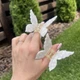 Заколка-крабик для волосся Fashion Jewerly "Метелик" затискач з ацетату, колір білий перламутр (1 тип) - зображення 2