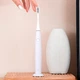 Розумна зубна електрощітка Oclean Air 2T Electric Toothbrush White (DLTT) - зображення 3