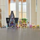 Конструктор LEGO Despicable Me Родинний маєток Ґру й посіпак 868 деталей (75583) - зображення 3