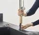 Cмеситель для кухни с выдвижной лейкой HANSGROHE Talis M54 сатин латунь 72801800 - изображение 3