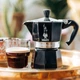 Гейзерная кофеварка Bialetti Moka Express 3 чашки 130 мл Черная - изображение 4