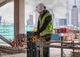 Аккумуляторная болгарка DeWalt без АКБ и ЗУ DCG418NT - изображение 5