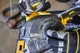 Штроборіз акумуляторний DeWalt без АКБ та ЗП DCG200NT - зображення 5