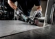 Щіткова шліфмашина Metabo SE 17-200 RT, 1700 Вт, повнохвильова електроніка Vario-Tacho-Constamatic (VTC) з регулювальним колесом (Картон) 602259000 (5648) - зображення 4