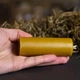Желтая восковая свеча 10см 1шт - изображение 2