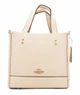 Сумка Coach Dempsey Tote 22 молочная - изображение 1