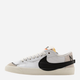 Жіночі кеди низькі Nike Blazer Low 77 Jumbo Wmns DQ1470-101 40 Білі (195866296688) - зображення 1