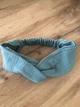 Подарочный набор Oliva от COSY Халат кимоно муслин + Повязка для волос + Скраб для тела S оливковый в коробке (M11+H1+SBP01+K4COSY) - изображение 4