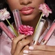 Блеск для губ с эффектом объема и сияющим финишем Kiko Milano Days In Bloom Volumizing Lip Shine - 04 Modern Mauve - изображение 5
