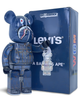 Статуэтка Bearbrick x BAPE x Levis 400% 28 см Medicom Toy Акула в костюме. - изображение 5