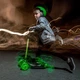 Самокат трехколесныйсо светящимися колесами Neon Glider Air зеленый - изображение 3