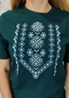 Футболка вишиванка зелена вишита блакитно білим хрестиком 2XL 01400 -2XL - изображение 3