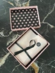 Набор косметики для лица и тела в подарочной коробке Beauty box женская косметика по уходу Glossybox хайлайтер, гель для умывания, масло для лица, крем дезодорант, кондиционер для волос премиум (080820) - изображение 3