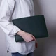 Шкіряний чохол для MacBook Air 13" 2018-2025 INCARNE Gamma Plus Зелений - зображення 3