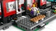 Конструктор LEGO City Трамвай і вокзал у центрі міста 811 деталей (60423) - зображення 9