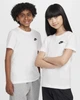 Підліткова футболка Nike K Nsw Tee Emb Futura Lbr FZ5177-100 147-158 см Біла (197596248708) - зображення 1