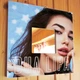 Декоративное зеркало "Певица Дуа Липа. Dua Lipa" сувенир для фанатов, поп музыка, для интерьера в спальню, кафе, караоке - изображение 1