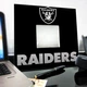 Зеркало "Las Vegas Raiders" американский футбол NFL команды, для фанатов НФЛ, подарок для спальни, спорт клуба, бара - изображение 3