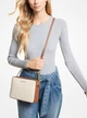 Женская сумка кросс-боди Michael Kors Jet Set Large Printed Logo Crossbody Bag 25,2*18,7*5,7 см ваниль - изображение 3