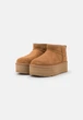 Женские угги UGG Classic Ultra Mini Platform Chestnut Коричневый 41 1135092 - изображение 2