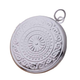 Круглый медальон из ювелирного сплава под фото с уникальным орнаментом – стильное украшение - изображение 1