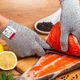 Перчатки защитные от порезов Cut resistant gloves антипорез, 5 класс защиты, S - изображение 4
