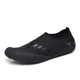 Обувь для пляжа и кораллов аквашузы Diving shoes чёрые с закрытым носком 38 ( 24,5 см ) 303 - изображение 1