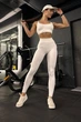 Безшовні лосини для спорту та фітнесу з високою талією та Push up білі L - зображення 1