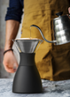 Ізольований кавник Asobu Pourover портативний чорний 1 л (842591029271) - зображення 10