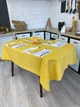 Скатерть водоотталкивающая Delux Textil Желтый горошек 140 х 110 см (366400) - изображение 1