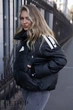 Зимняя женская короткая oversize куртка YIMOSIS L черная 116152 - изображение 2