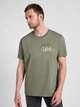 Футболка хлопковая длинная мужская Lee 112355655 S Оливковая (5401139041561) - изображение 1