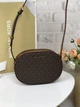Сумка жіноча Michael Kors Jet Set Travel Medium Signature Logo Crossbody Bag коричнева (35S1GTVC6B) - зображення 1