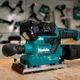 Акумуляторна вібраційна шліфмашина Makita DBO 381 ZU, модуль AWS, без акб (DBO381ZU) - зображення 3