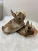 Тапочки Кигуруми Игрушки Динозавр Трицератопс Kigurumi Домашние Коричневый Плюшевые Детские 26-31 (3110) - изображение 5