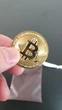 Сувенірна колекційна монета Біткоїн (Bitcoin) BTC, подарунок, сувенір, монета Bitcoin, у спеціальному мішечку - зображення 4