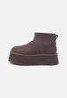 Женские угги UGG Classic Mini Dipper Thundercloud Коричневый 40 1168170 - изображение 1