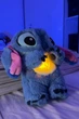 Мягкая игрушка ночник Веселый Стич с функцией дыхания blue - изображение 4